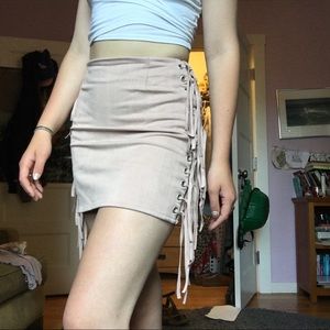 Fringed suede miniskirt